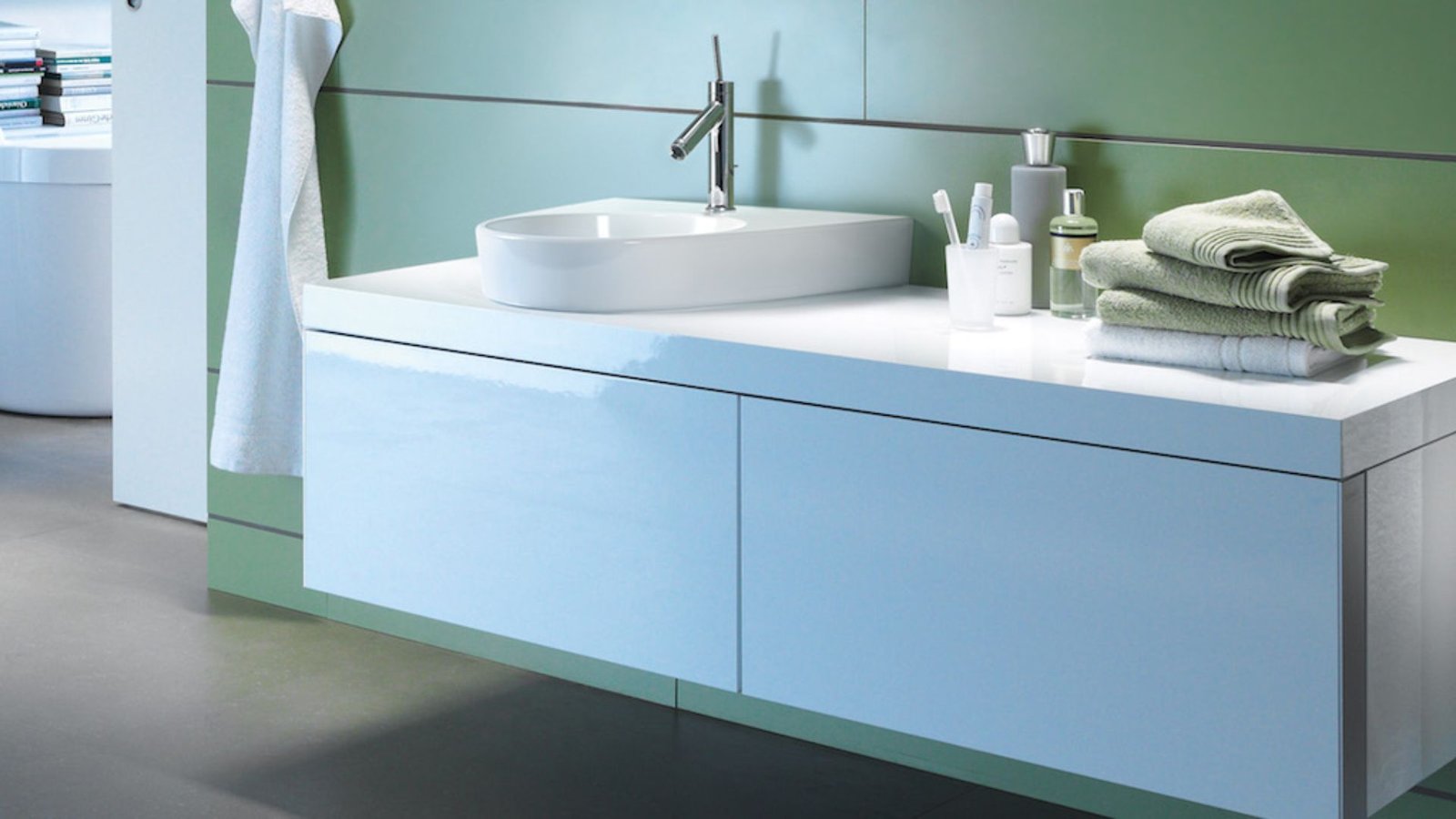 Innovative Features in High-End Wash Basins
